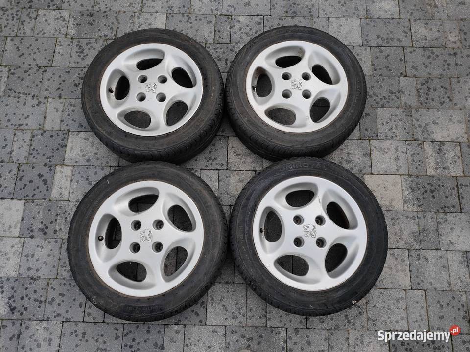 Z oponami Uniroyal 6 mm bieżnikKoła Peugeot 106 Książenice sprzedam