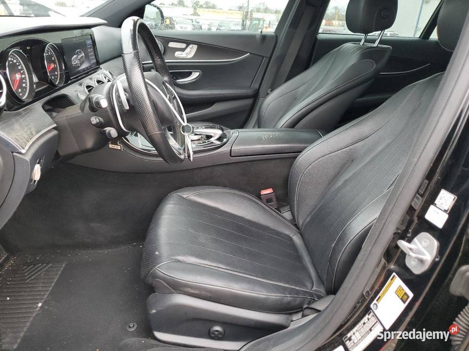 2017 MERCEDESBENZ E 300 4MATIC Bełchatów