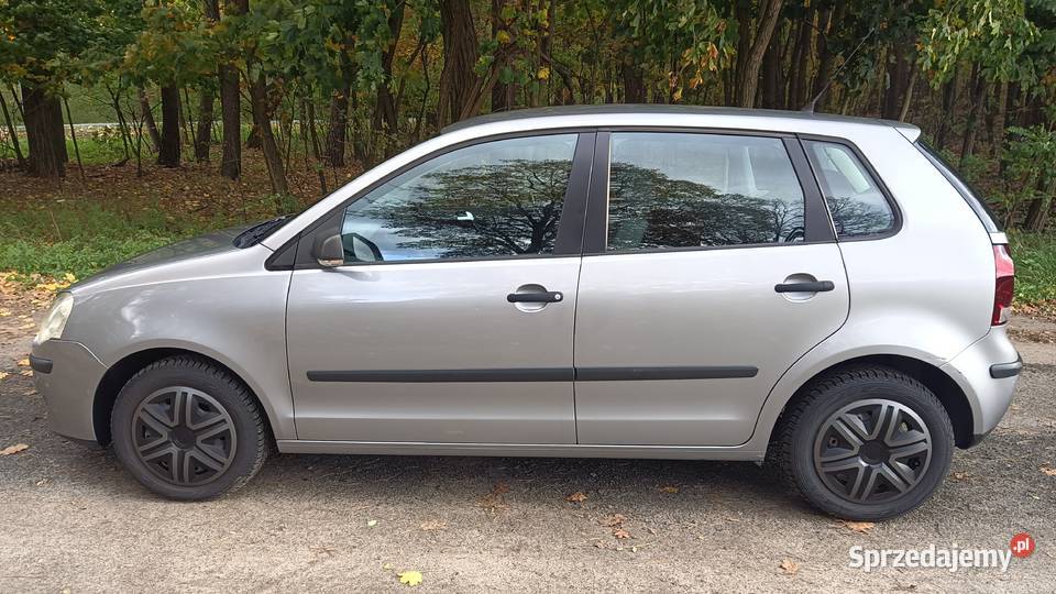Volkswagen polo 5 drzwi zarej ubezp niski 136 manualna Wronki