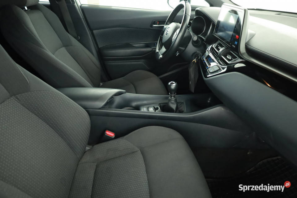 Toyota CHR 12 Turbo SUV Piaseczno