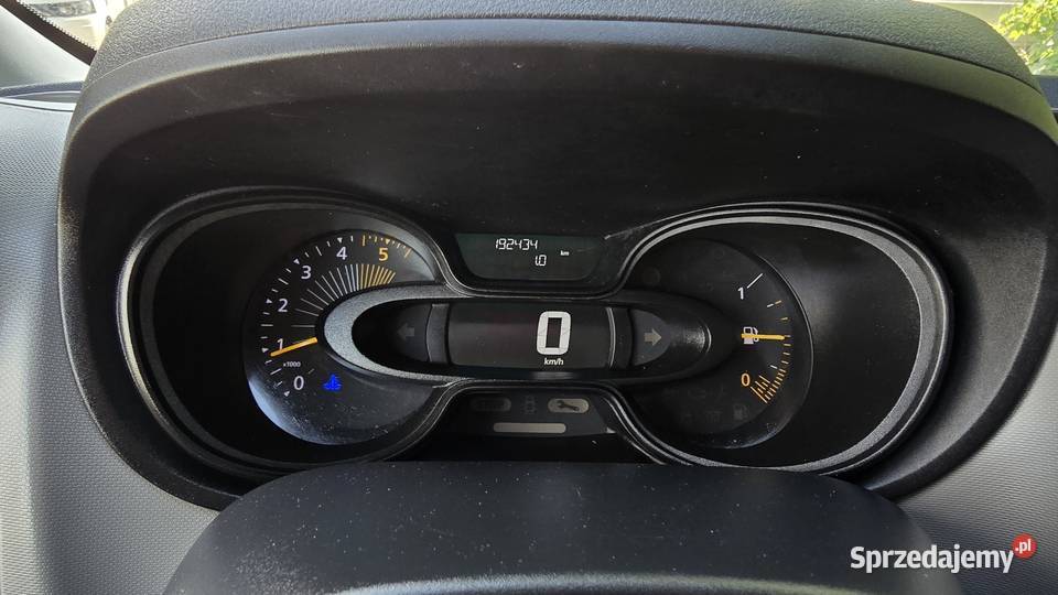 Renault Trafic 2015 16 dCi 115 Eberspacher Rzeszów