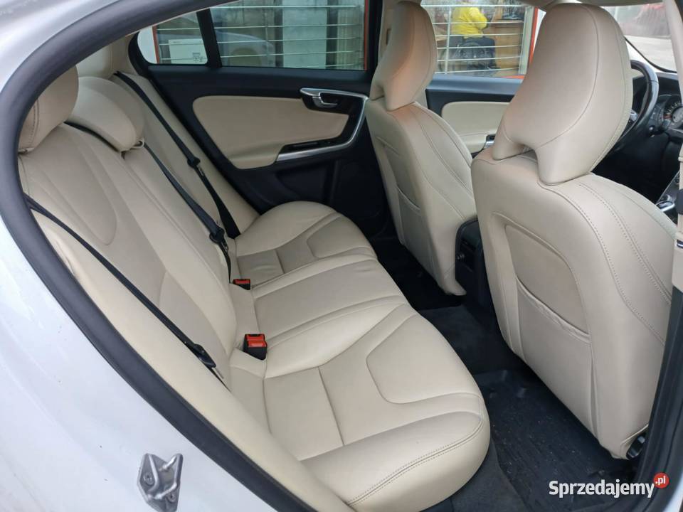 Volvo s60 ladny egzemplaz 2017 Pilzno