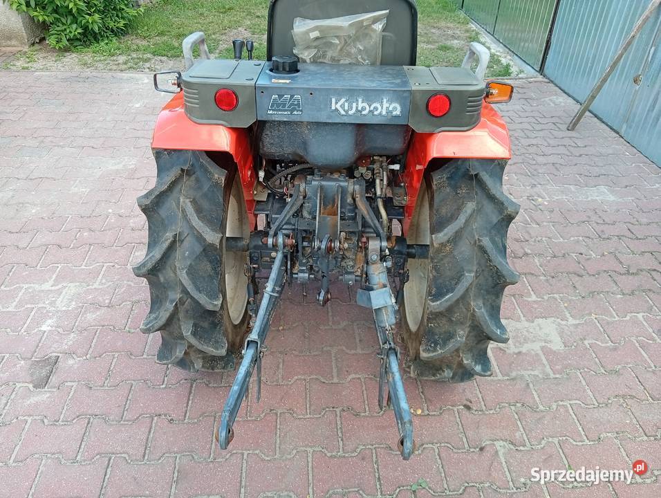 Kubota Aste A175 44 17 mały przebieg Piaski