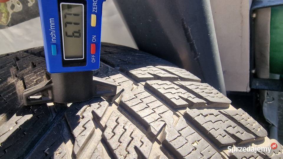 Komplet opon 235 55 18 Nokian Wr Suw 3 18cale Mnich