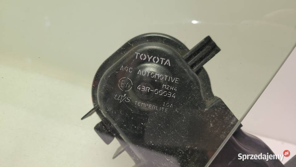 SZYBA DRZWI LEWA PRZEDNIA TOYOTA COROLLA CROSS osobowe małopolskie