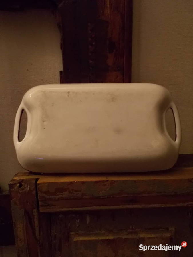 Wdzięczna Ceramiczna Paterka z Lat Szczecin