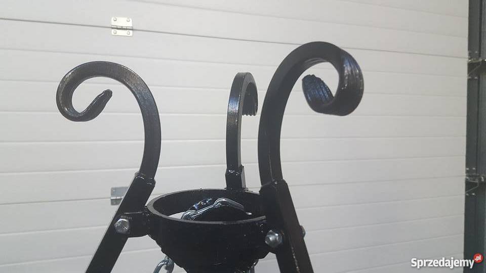 Grill metalowy trójnóg Kuty Polski rozpałka Rzeszotary