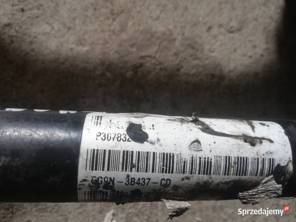 Półoś lewa i prawa Volvo V70 p3 2008r 24 D5 185 Półosie Półosie Szadek