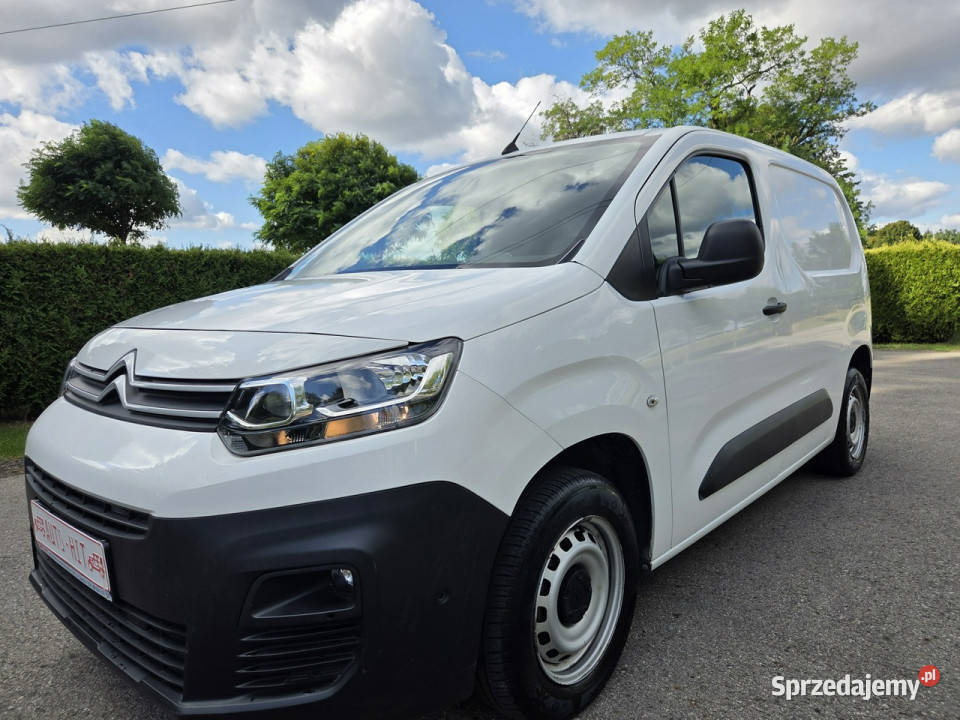 Citroen Berlingo Trzy Osobowy Nawigacja Kamera światła przeciwmgłowe Mikołów