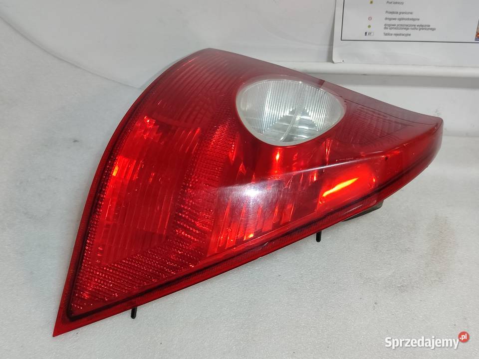 LAMPA TYLNA LEWA FORD FOCUS łódzkie Skierniewice