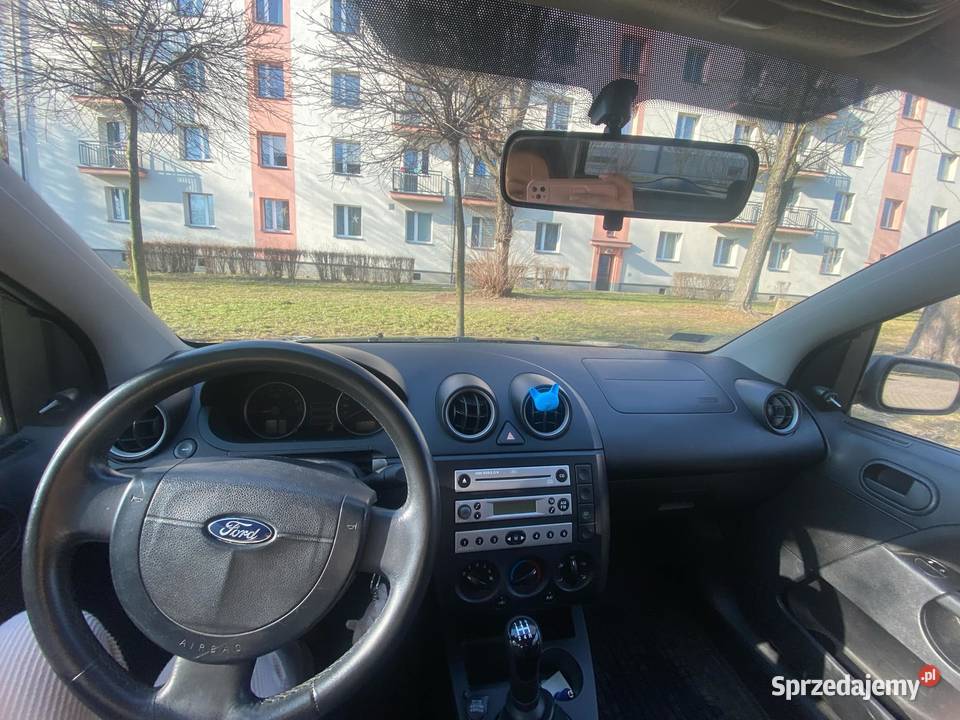 Ford Fiesta 2005r benzyna 13 2500 Fiesta Katowice