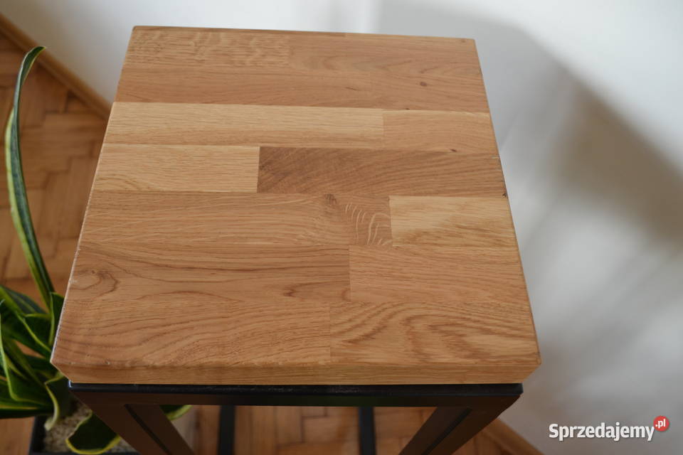 Taboret Nakaslik stolik łóżku stojak pod kwiatek