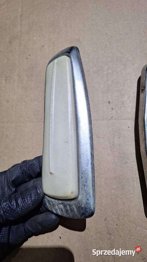 Lamka oświetlenia kabiny podsufitowa Gaz 21 Motoryzacja Kraków