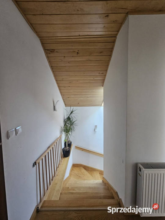 Komfortowy dom na wzgórzu z dużą działką i Trzebinia