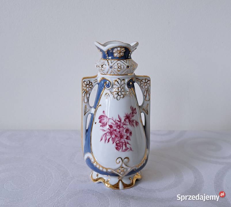 Porcelanowy wazonik Royal dux Bohemia