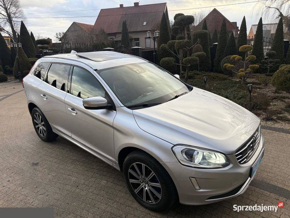 Volvo XC 60 20 Diesel 149 2017r bezwypadkowy