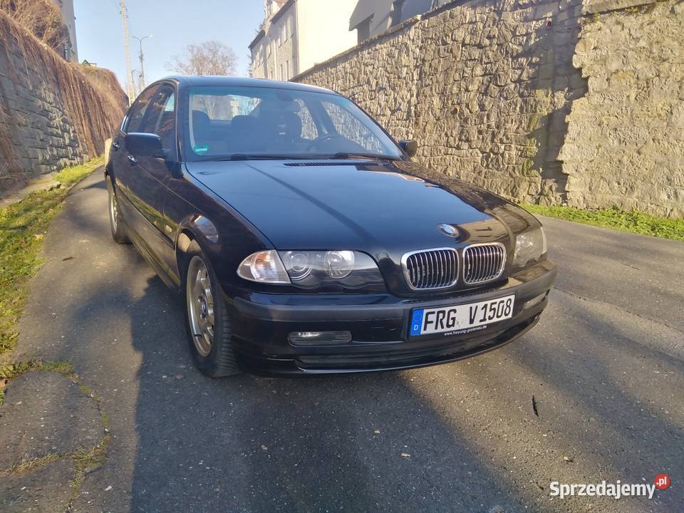 Bmw e46 22 benzyna 170 sprowadzony szyberdach czarny Szczytna sprzedam