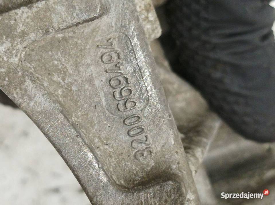 ŁAPA WSPORNIK 8200669494 15 DCI Renault Laguna świętokrzyskie