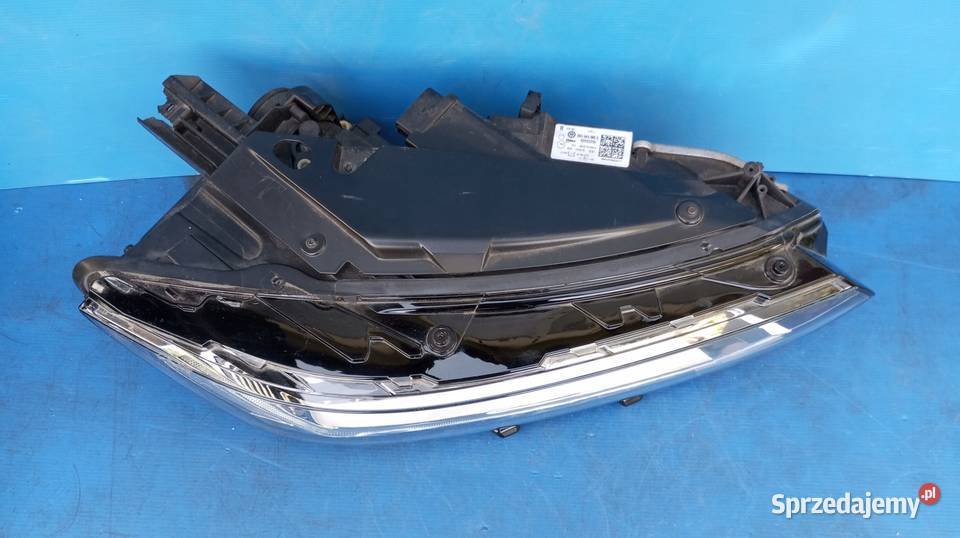 LAMPA REFLEKTOR PRAWY PRZÓD EU 3G1941082C VW Lampy przednie