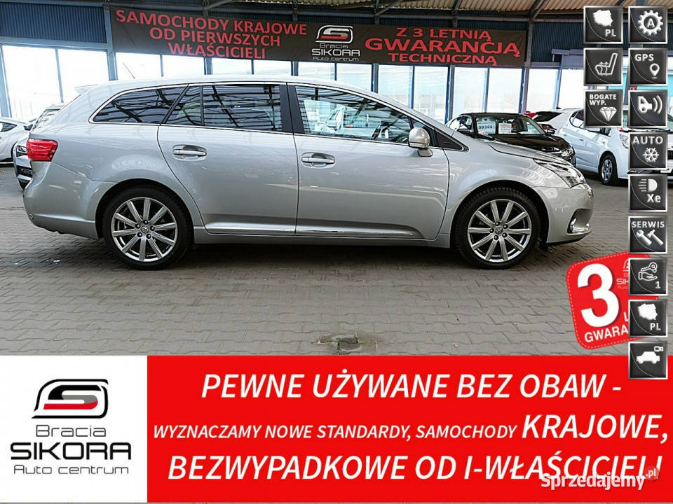Toyota Avensis AutomatSZKLANY DACHSkóraNAaviLed łopatki zmiany biegów