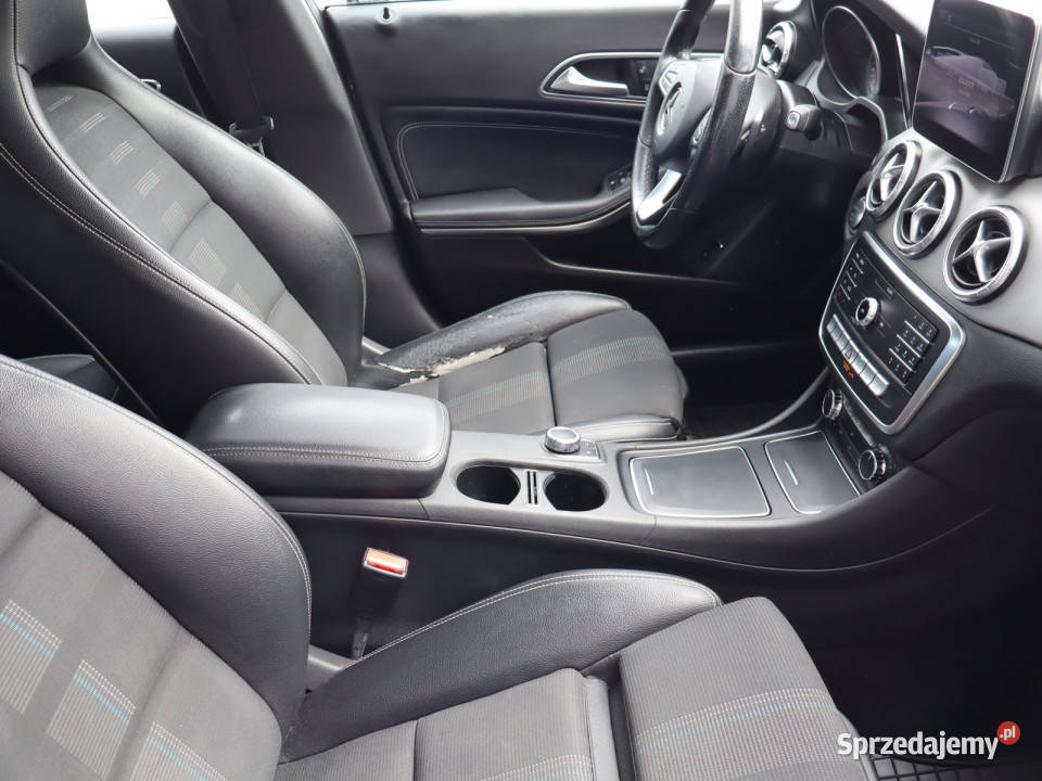 Mercedes CLA 200 pełny VAT śląskie Katowice