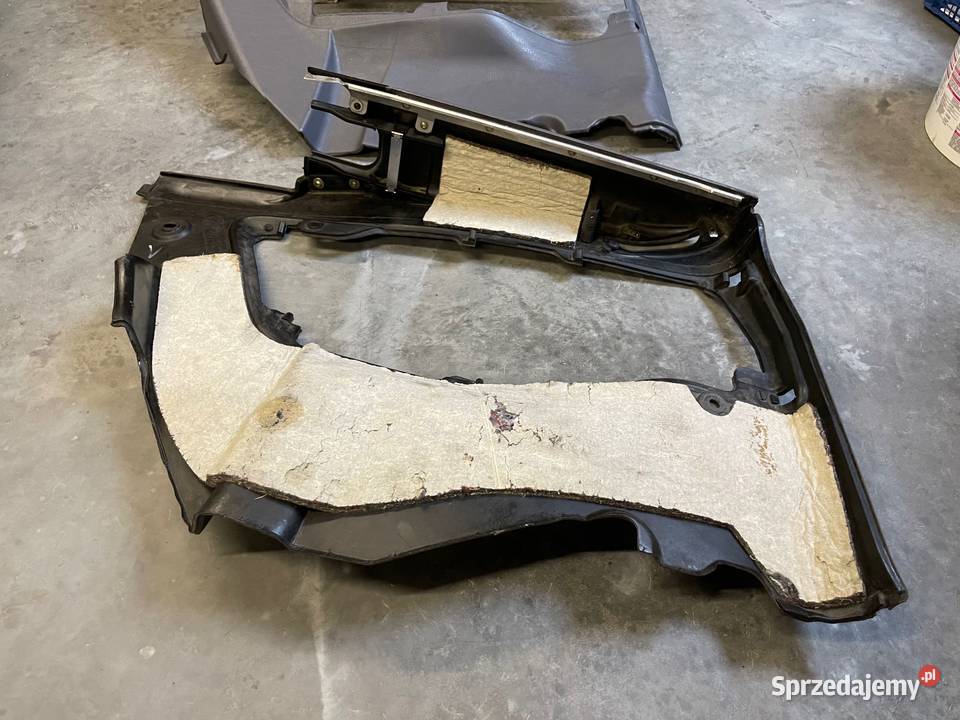 BMW E36 cabrio boczek tył prawy szary Części samochodowe Chojnice