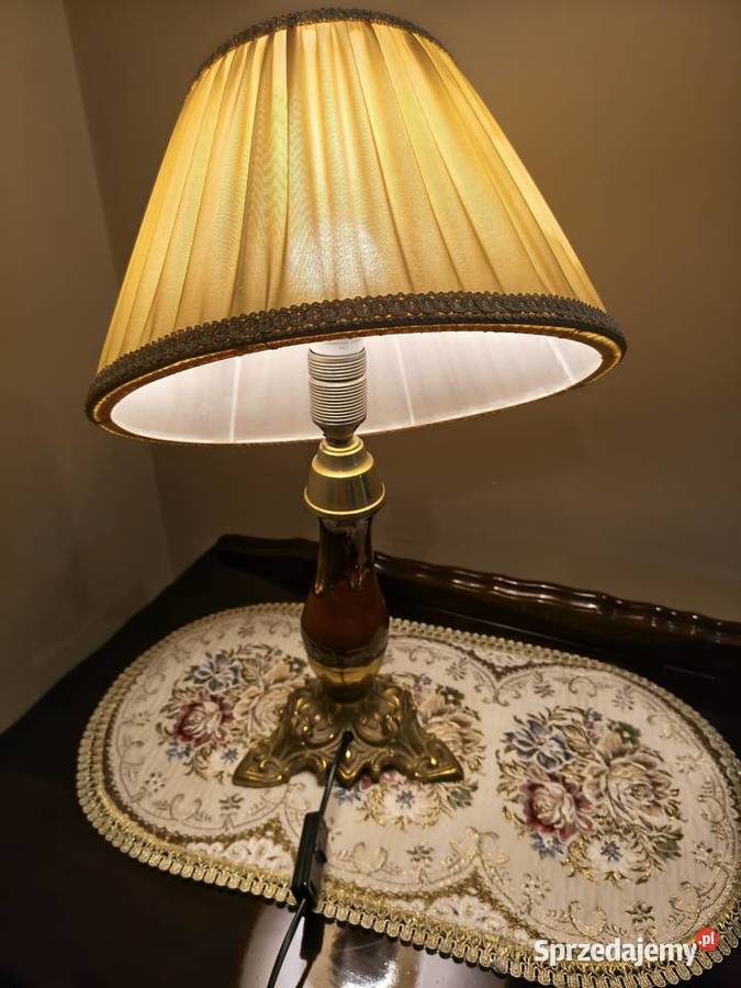 Piękna stara lampa na mosiężnej podstawie mazowieckie Zaborów sprzedam