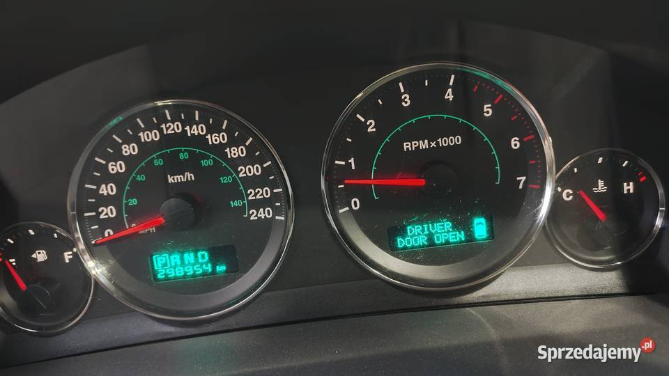 Sprzedam Jeep Grand Cherokee zamienie motor 125