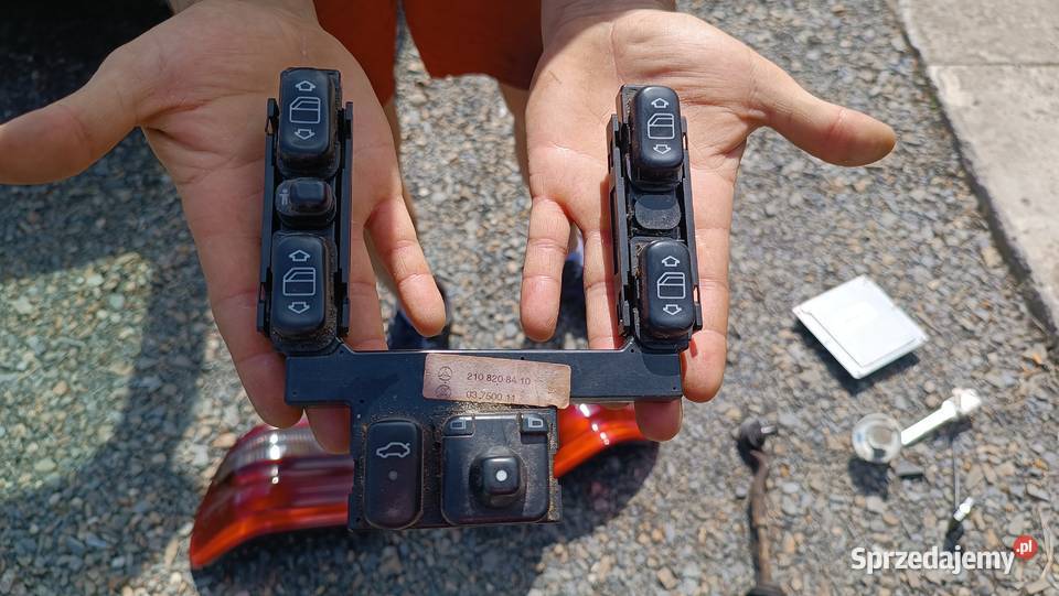 2108208410 Panel przełącznik szyb lusterek Pozostałe Radłów