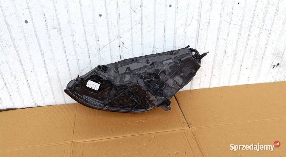 TESLA 3 FULL LED LAMPA PRAWA osobowe Lampy przednie sprzedam