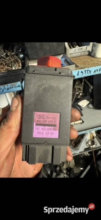 przerywacz kierunkowskazów audi a6c5 Jasień