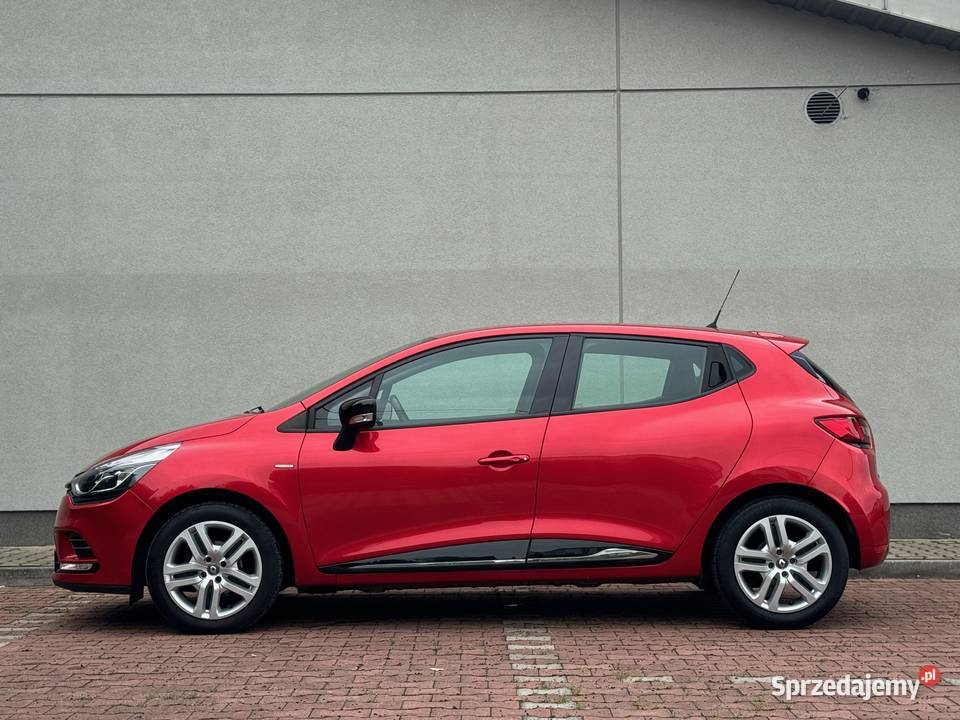 Renault Clio 12 16v moc 73 benzyna grzane fotele podgrzewane fotele Ostrów Wielkopolski