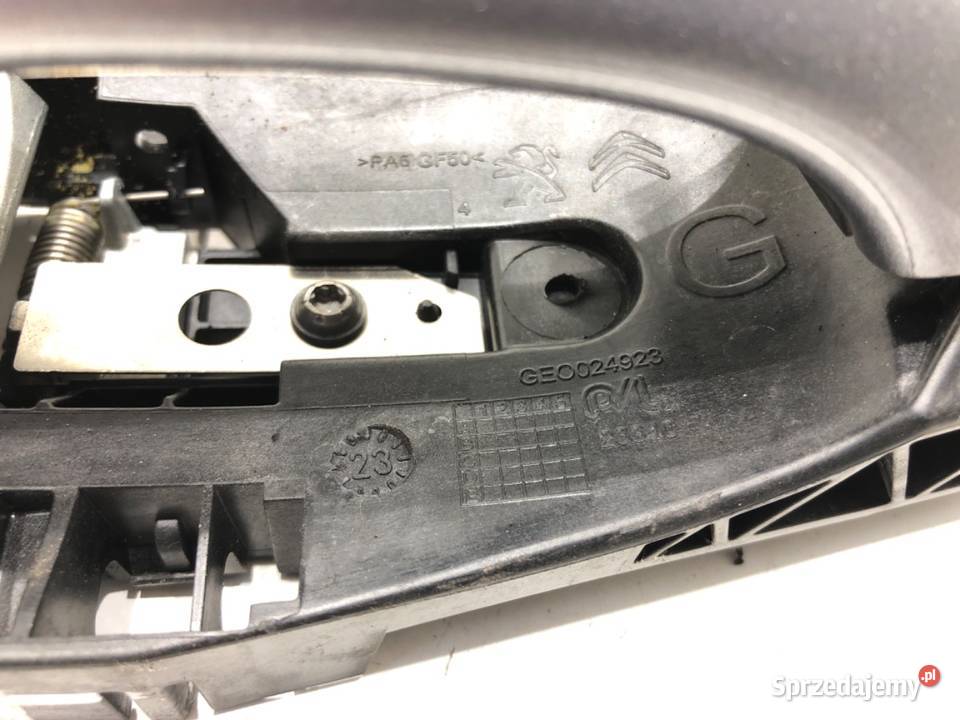 KLAMKA ZEWNĘTRZNA LEWY TYŁ PEUGEOT 208 II