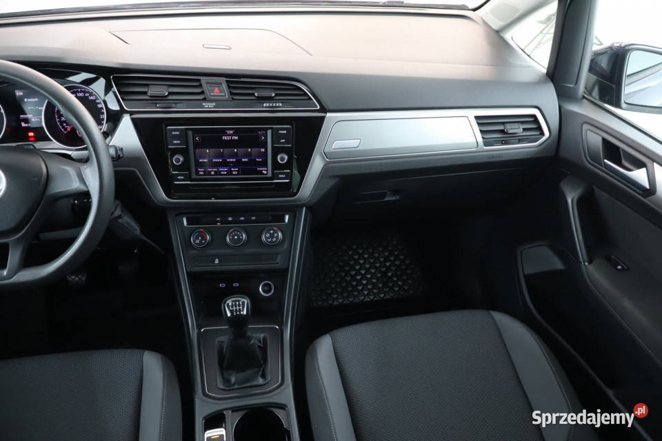 VW Touran 15 TSI 99406km Motoryzacja