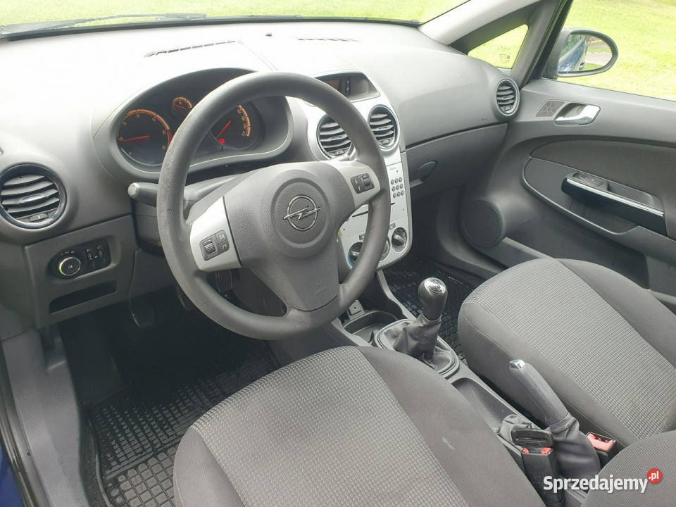 Opel Corsa 13cdti 75 Lift Klima Alu Felgi Nowy nieuszkodzony Strobice
