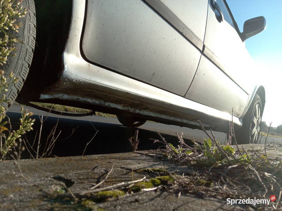 Skoda octavia 18 LPG butla 2032 Podwarpie sprzedam