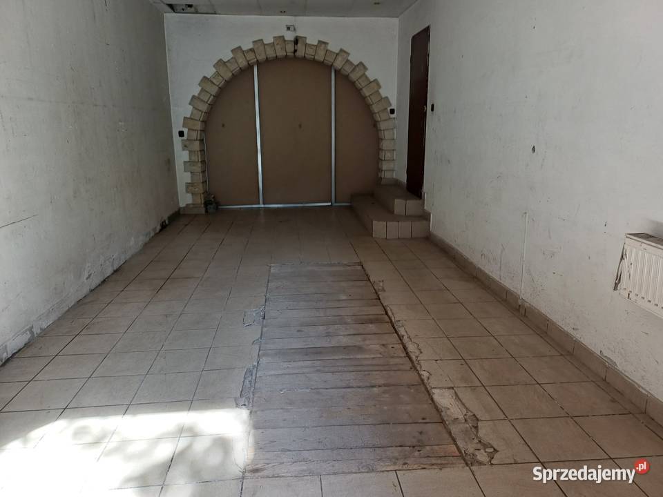 NIeruchomość zabudowana 2055m2 budynki 1039m2 łódzkie Piotrków Trybunalski