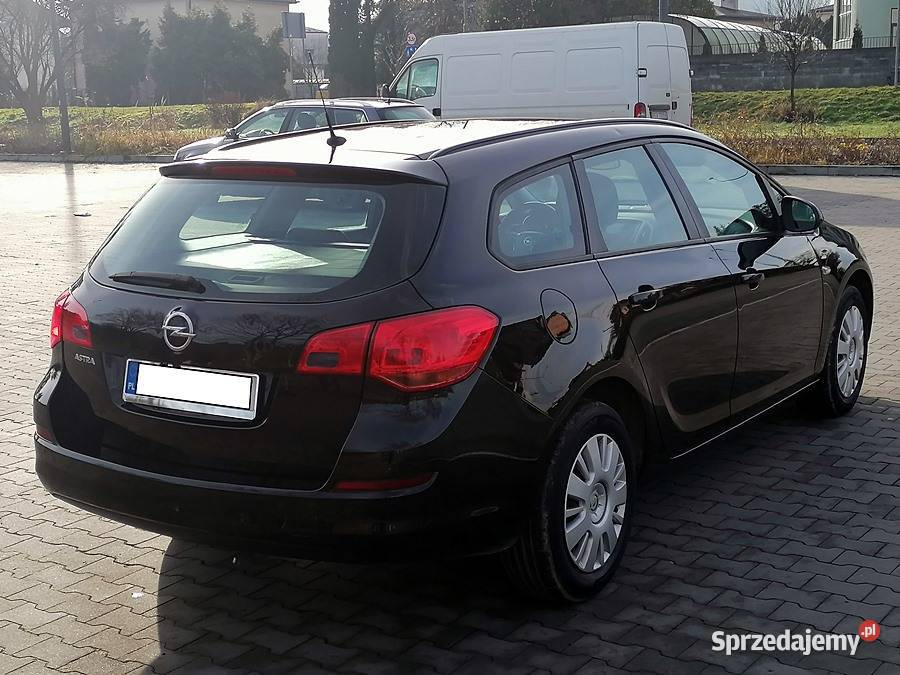 Opel Astra J Benzyna 16Tesla Sanok