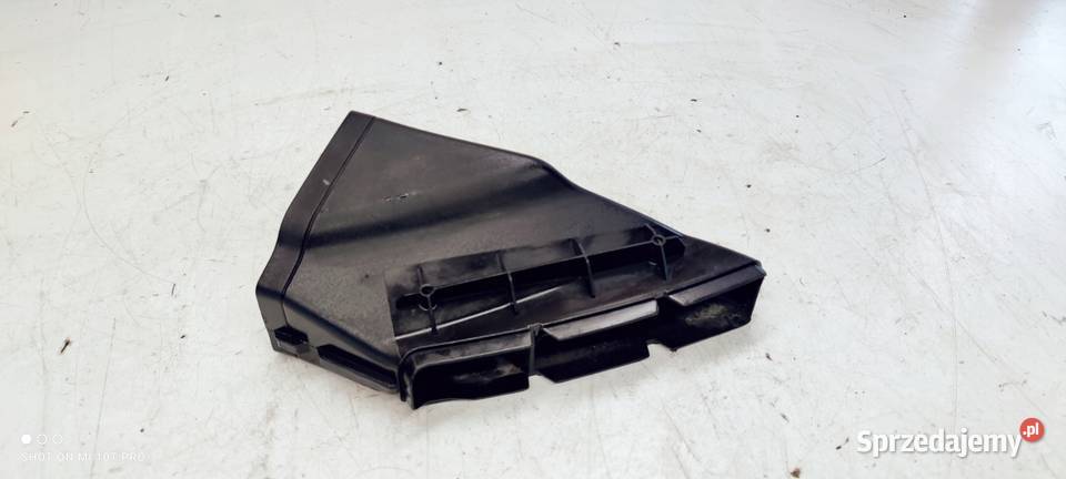 WLOT DOLOT POWIETRZA AUDI A6 C6 4F0129618J Przystajń