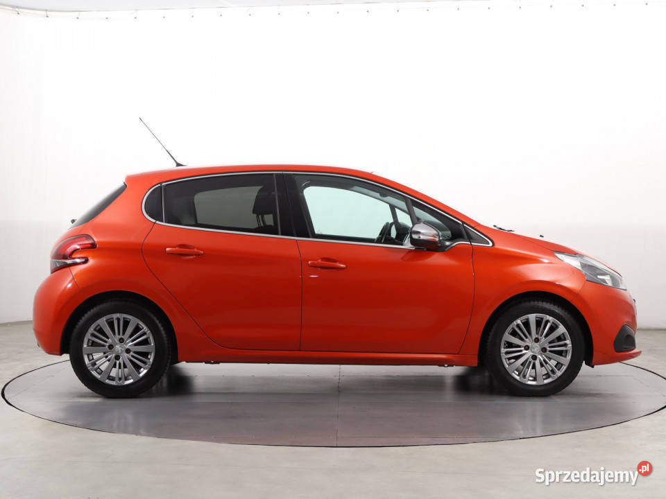 Peugeot 208 12 PureTech 73035km Katowice