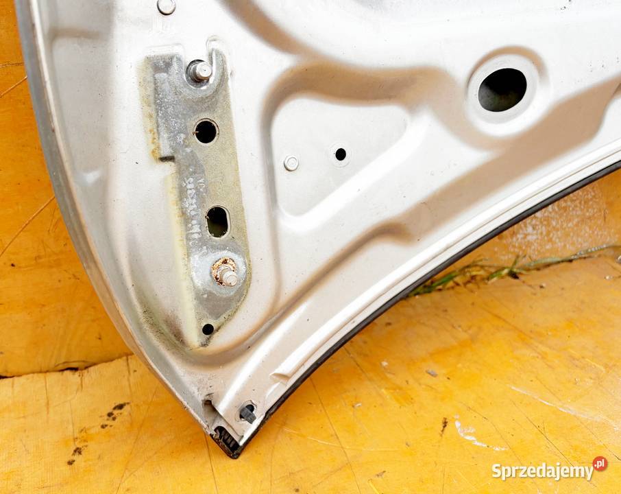 VW GOLF V PLUS 08r MASKA KOLOR LA7W BEZ RDZY DO osobowe Radom