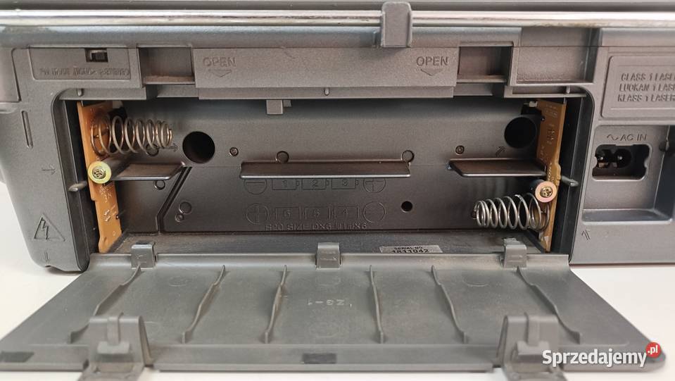 SONY CFDV7 Radioodtwarzacz kasetowy z CD Poznań sprzedam
