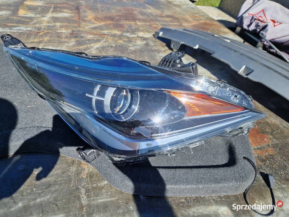 Toyota Aygo II reflektor halogen LED ORG LED Mielec sprzedam