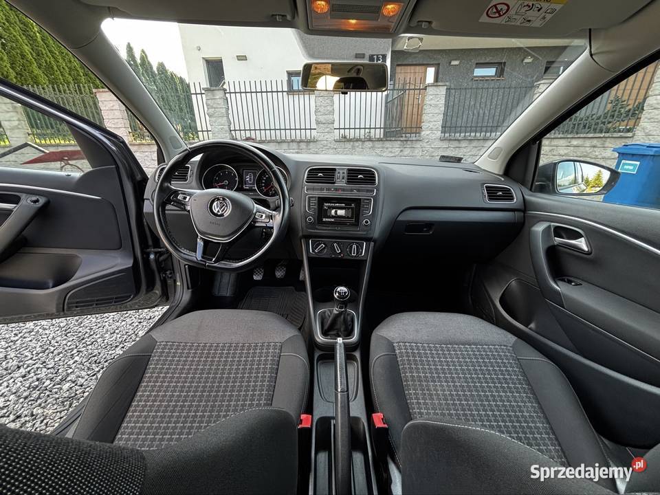 VW Polo r2015 Salon Polska pierwszy właściciel Sierakowice