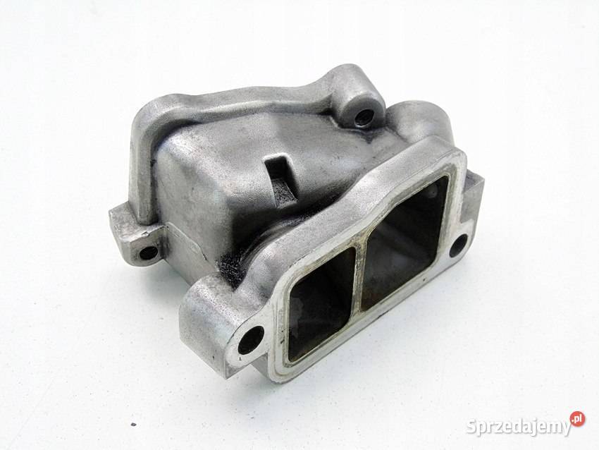 OBUDOWA TERMOSTATU KRÓCIEC WODY 24 D D5 VOLVO