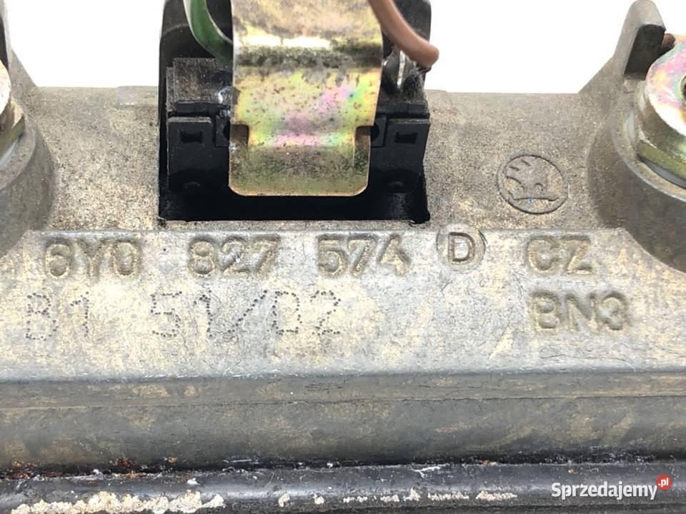 KLAMKA KLAPY TYŁ SKODA FABIA I 6Y0827574D