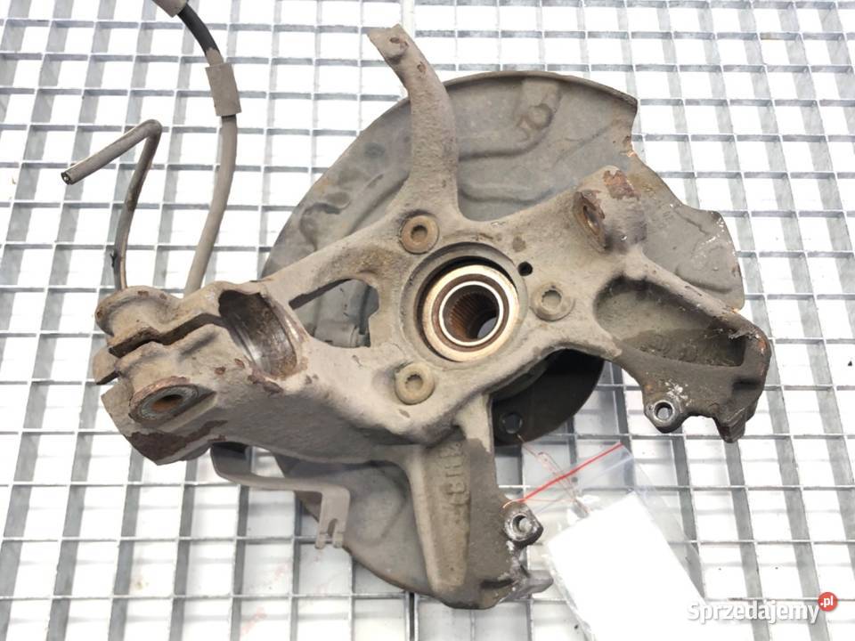 ZWROTNICA PRAWY PRZÓD SKODA OCTAVIA III 16 105 podkarpackie