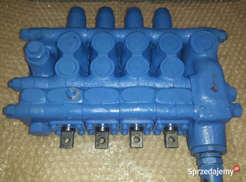 Hydrauliczny rozdzielacz główny żurawia AD 080 Kraków sprzedam