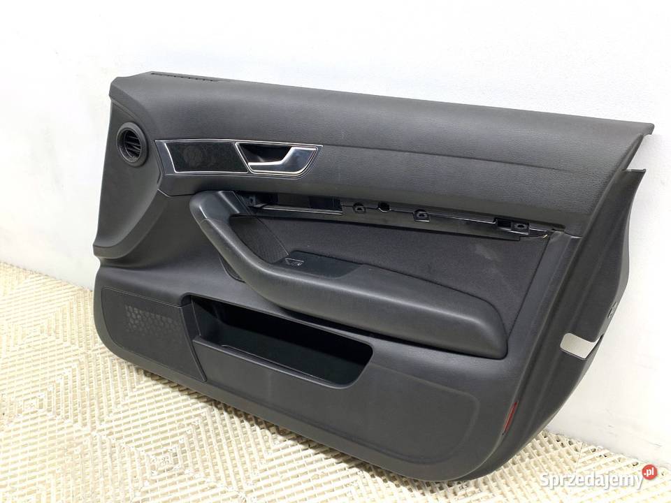 BOCZEK DRZWI PRAWY PRZÓD AUDI A6 C6 Hatchback