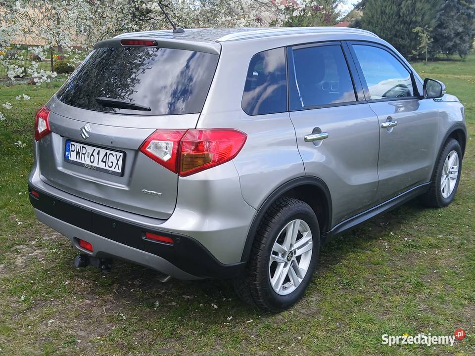 Suzuki Vitara AllGRIP 16i 120 4x4 mały przebieg Marzenin
